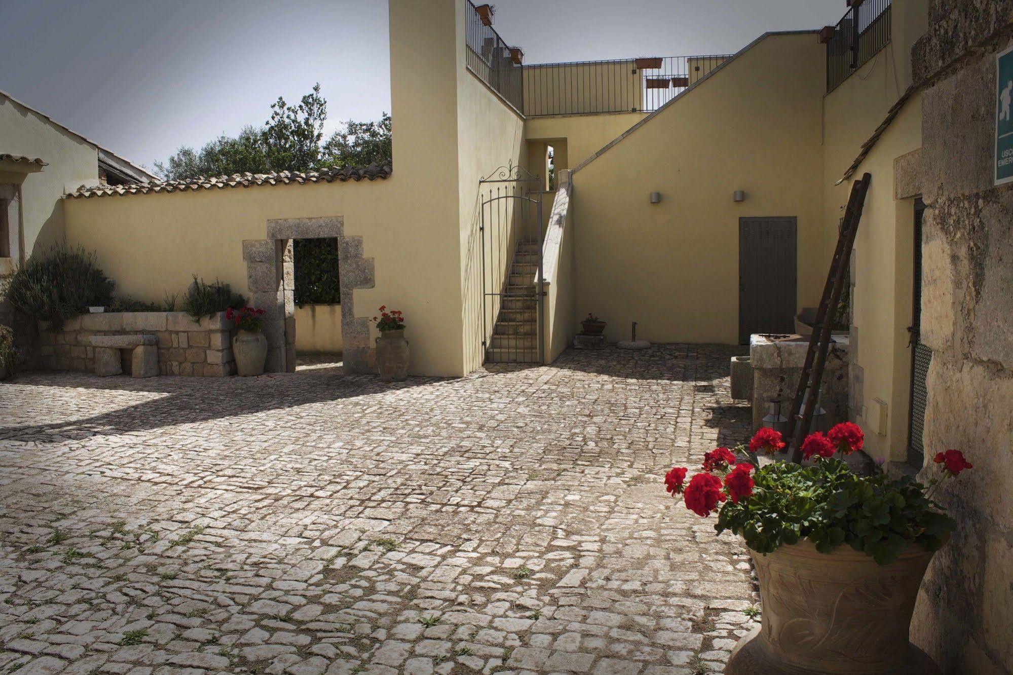 Villa Teresa Modica Exterior photo